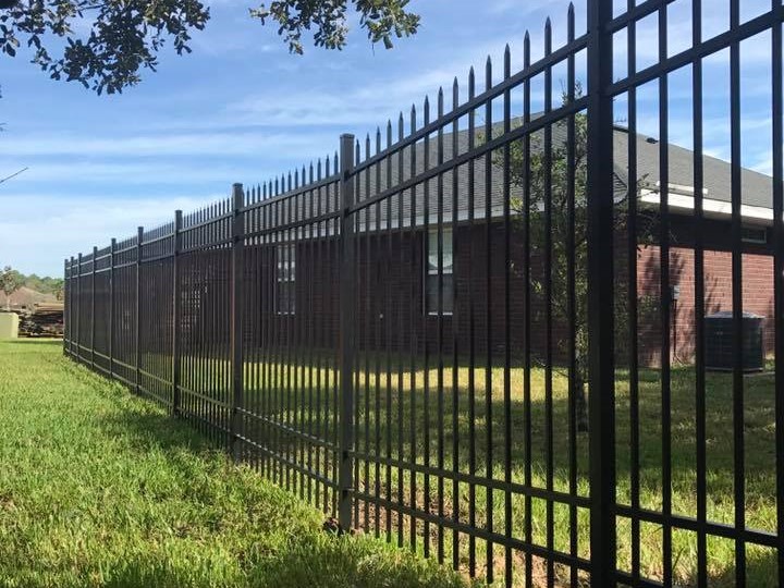 Photo of an Aluminum fence in Houma, Louisiana