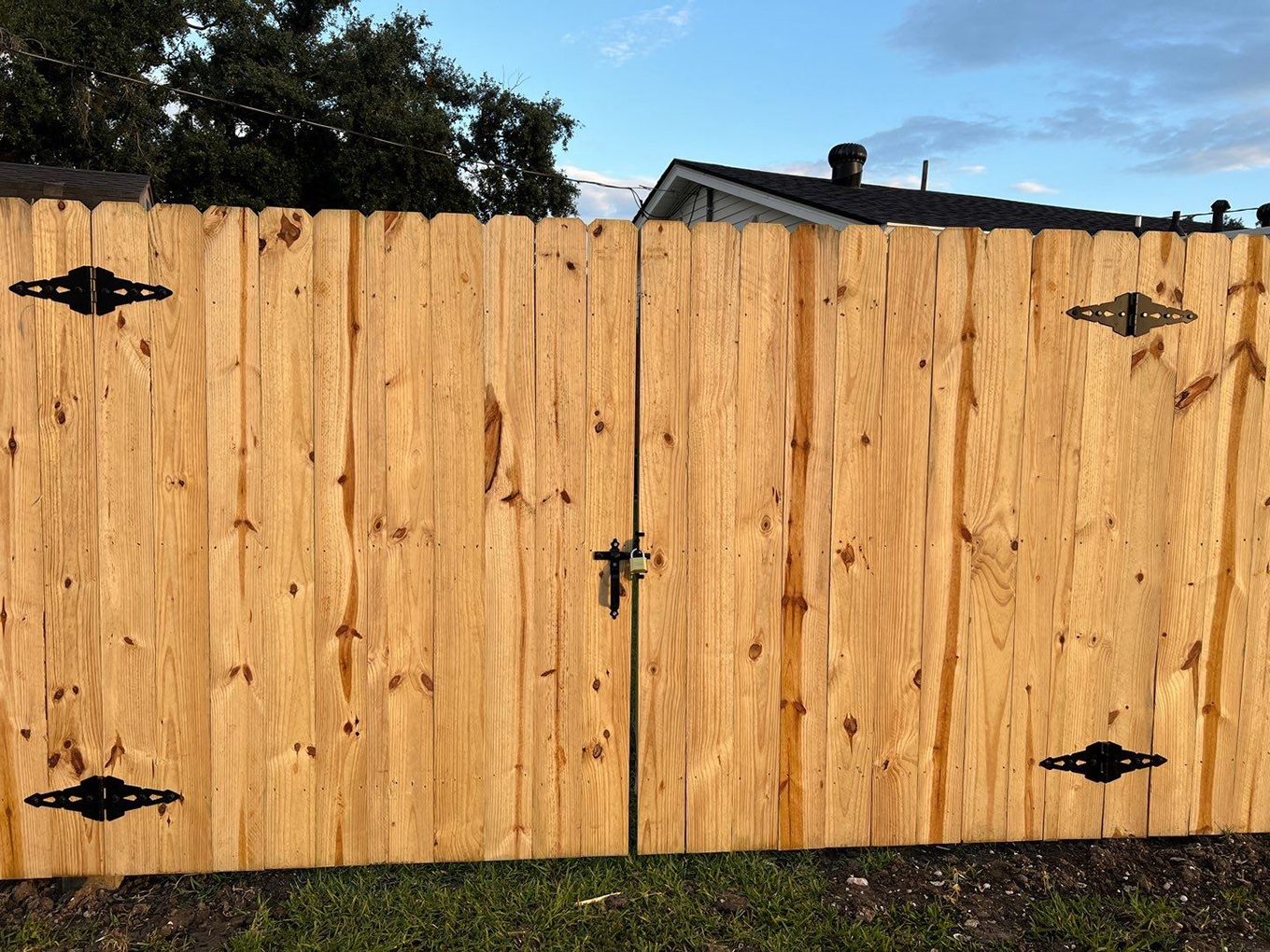wood fence Thibodaux Louisiana